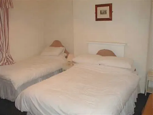 Oyo The White Horse, Ripon North Yorkshire Hotel