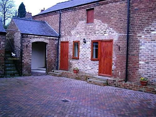 Oyo The White Horse, Ripon North Yorkshire Hotel